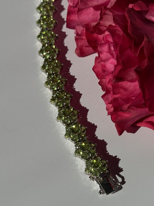 925 Sterling Silver Peridot Flower Bracelet 7.5 Inch