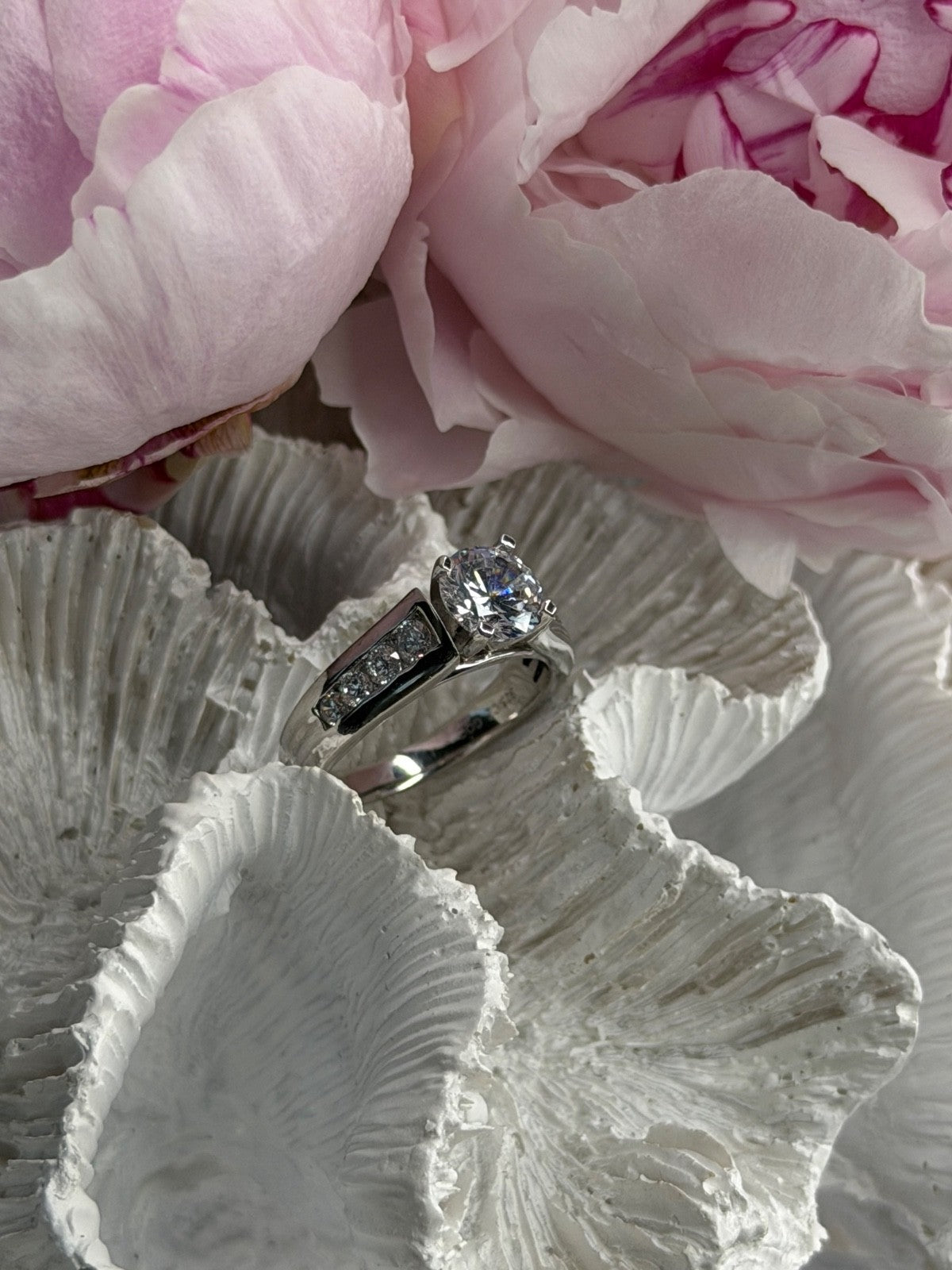 GOC 925 Sterling Silver Cz 1.97 tcw Ring Size 7