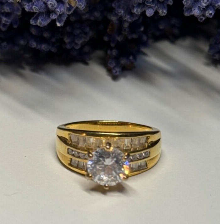 925 Sterling Silver Gold Plated CZ Ring Size 7.5