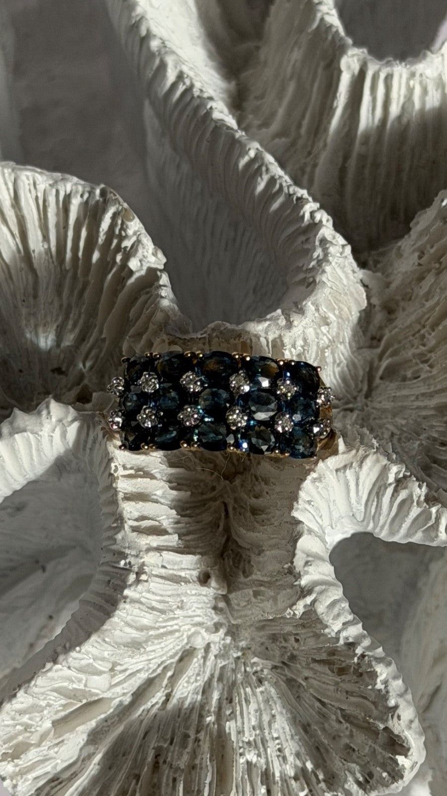 10K Yellow Gold London Blue Topaz & Diamond Ring Size 7