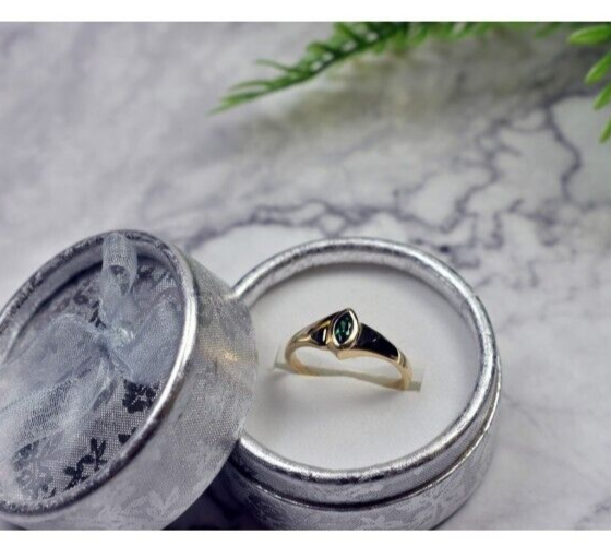 14K Yellow Gold Emerald Ring Size 10.5