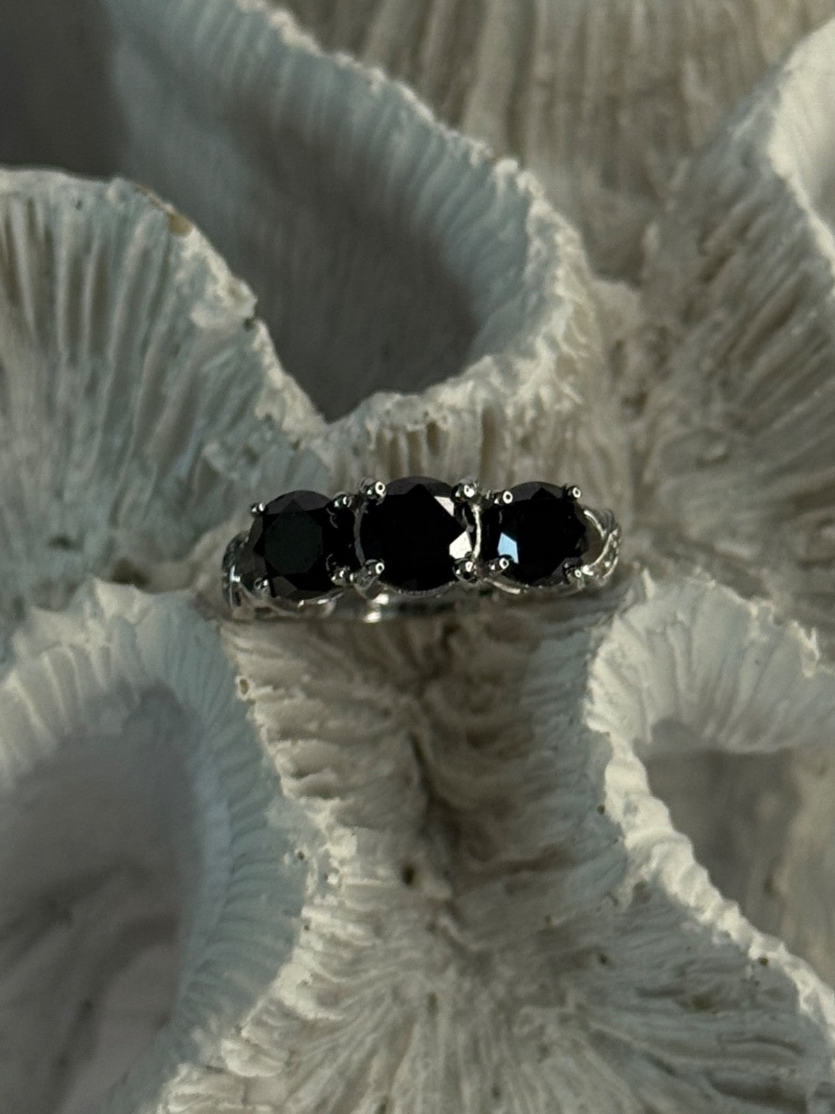 10K White Gold Sapphire & Diamond Ring Size 7.5