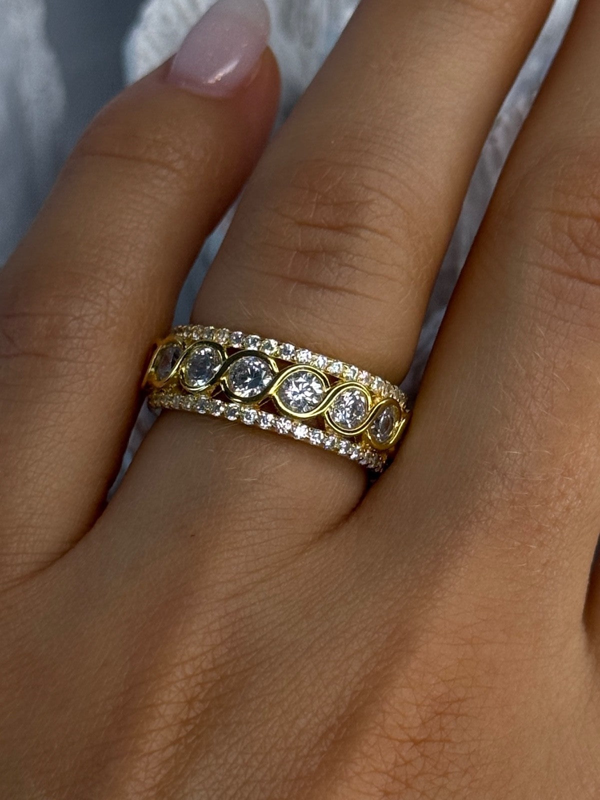 925 Sterling Silver Gold Plated Overlay Band Cz Ring Size 7