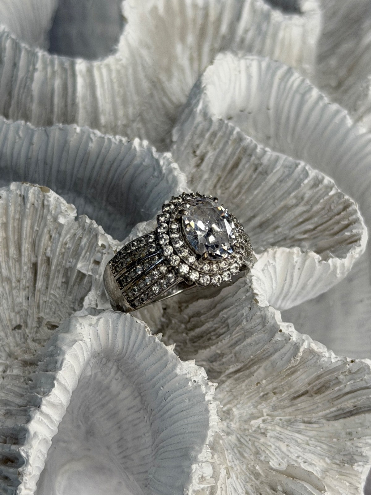 Beautiful 925 Sterling Silver Cz Ring Size 8