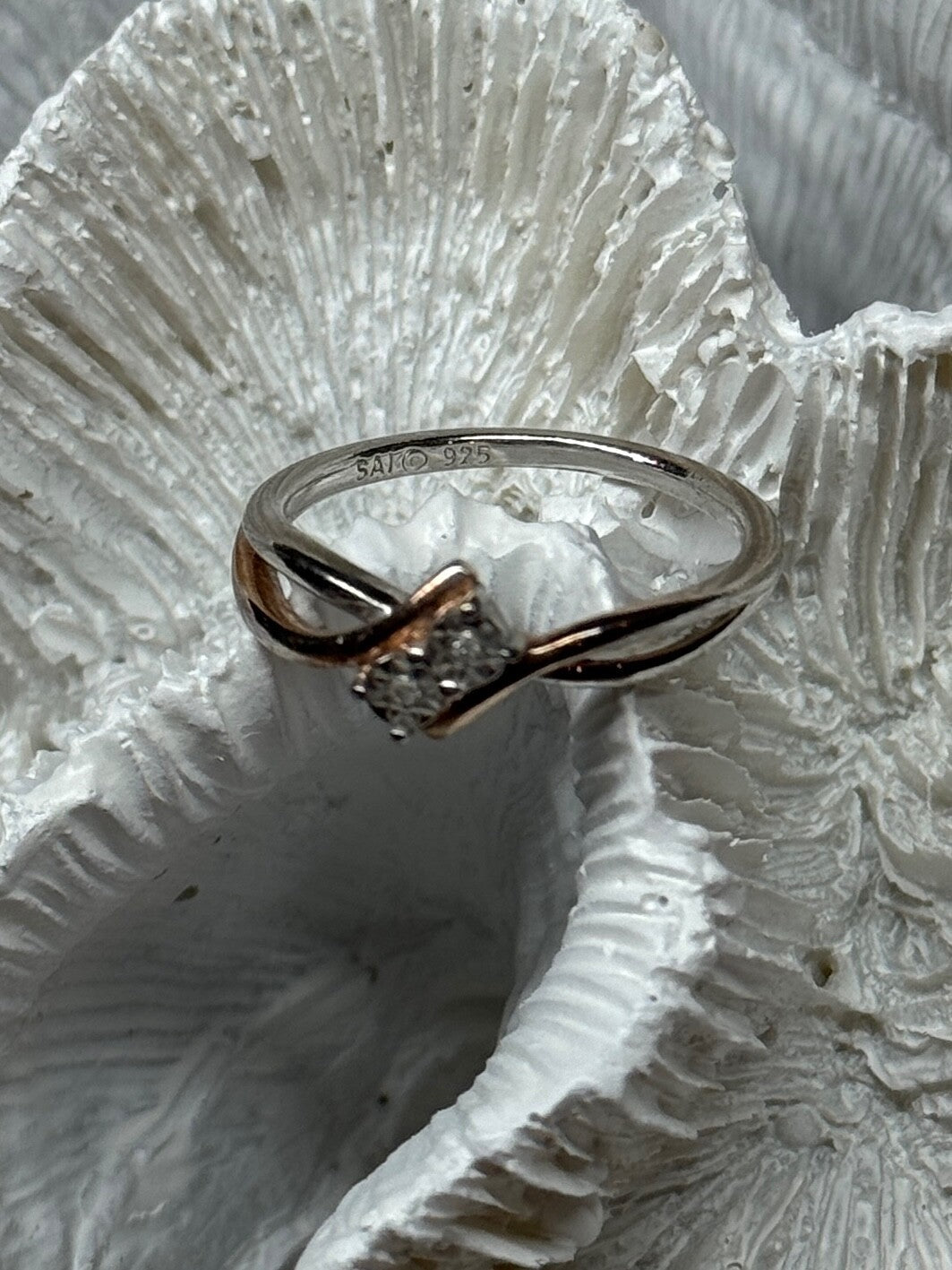 925 Sterling Silver Gold Plated Part White Sapphire Ring Size 6