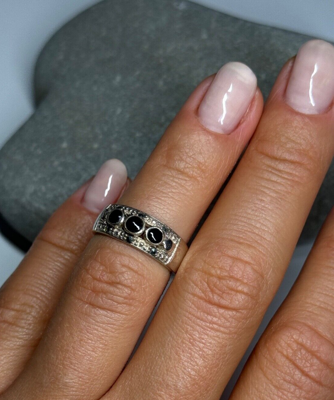 925 Sterling Silver Onyx Ring Size 5