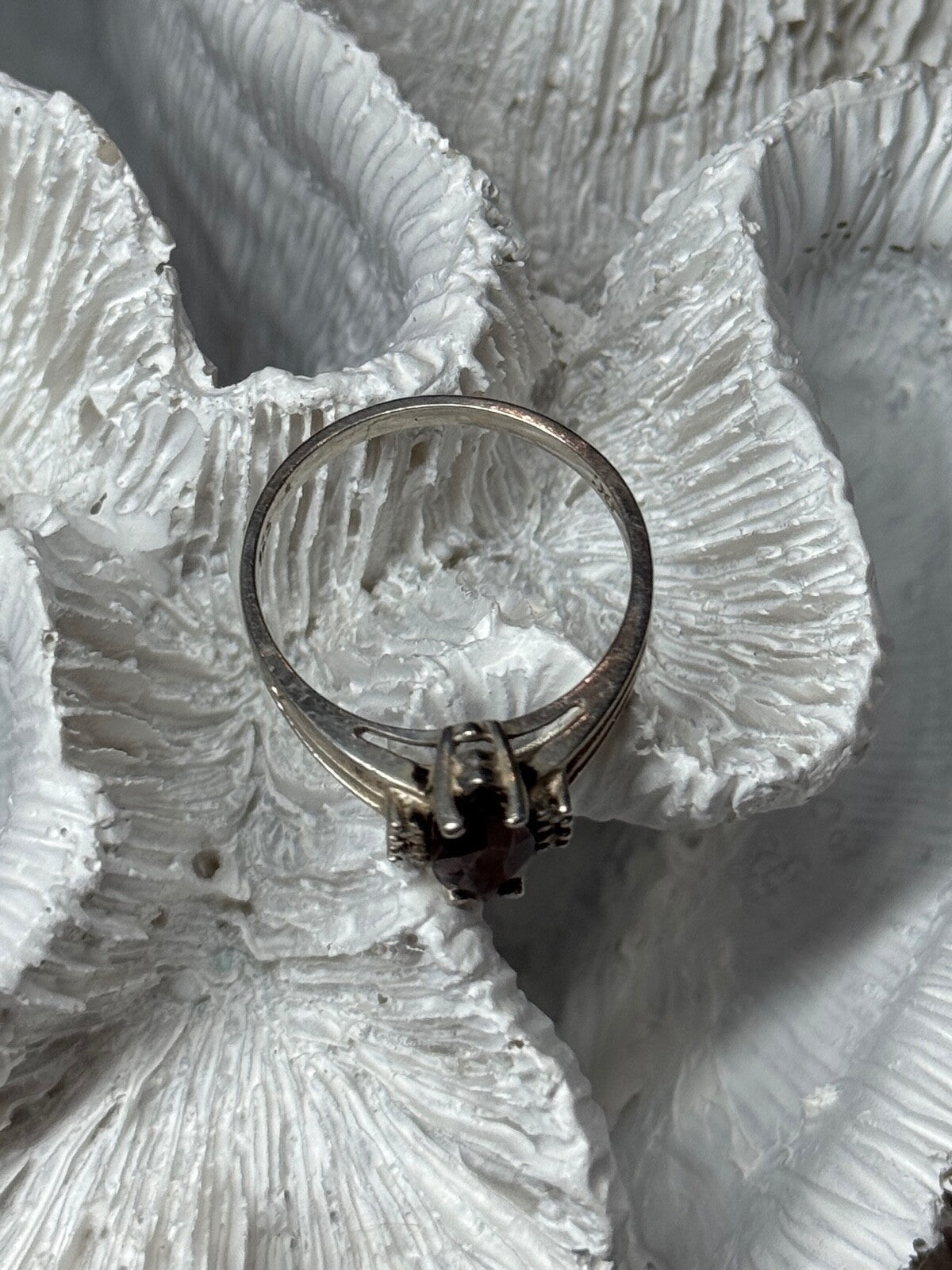 925 Sterling Silver Garnet Ring Size 7