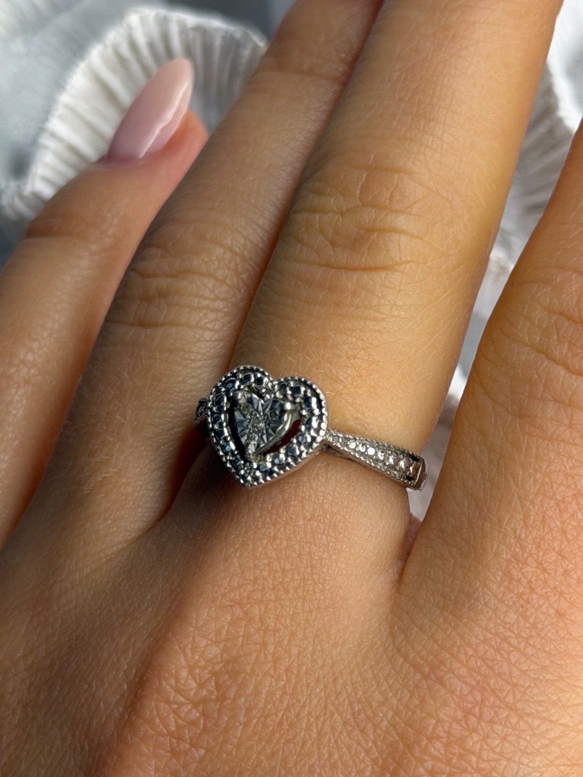 925 Sterling Silver Heart Ring Size 7.5