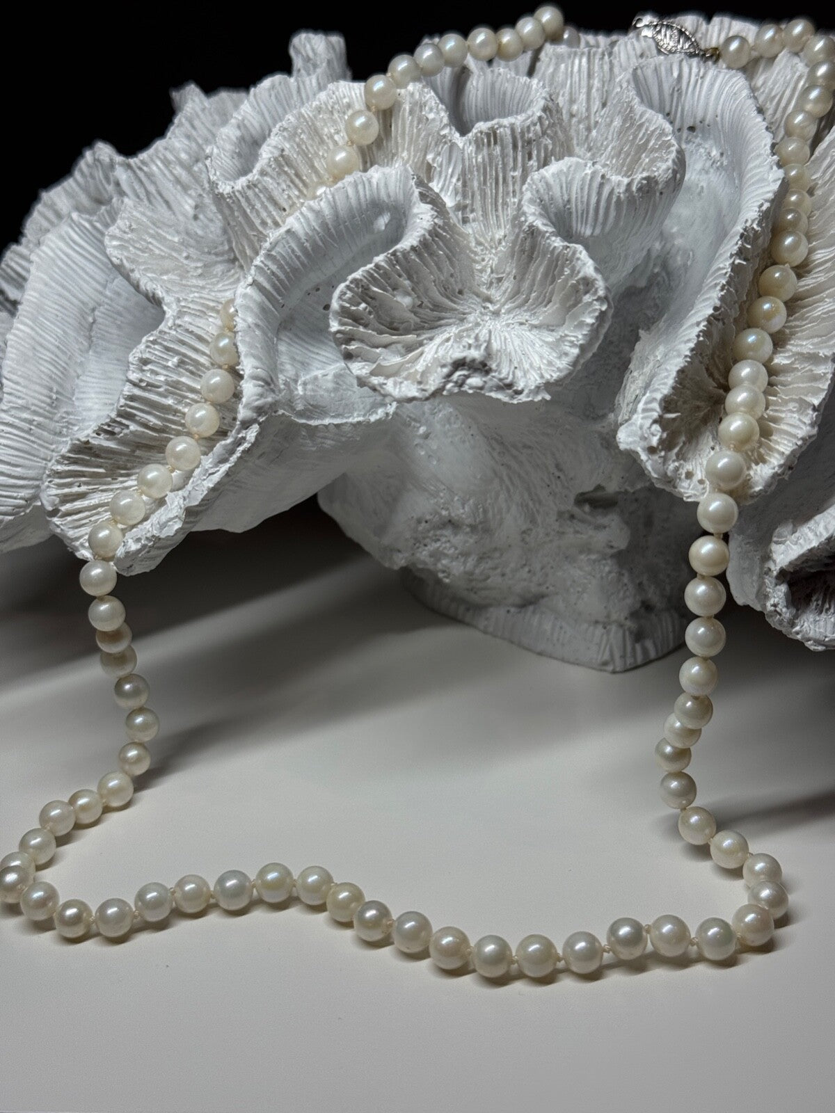 14K White Gold Pearl Necklace Length 23 Inch