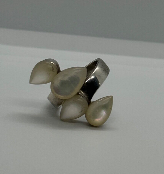 925 Sterling Silver Mother OF Pearl Ring Size 7