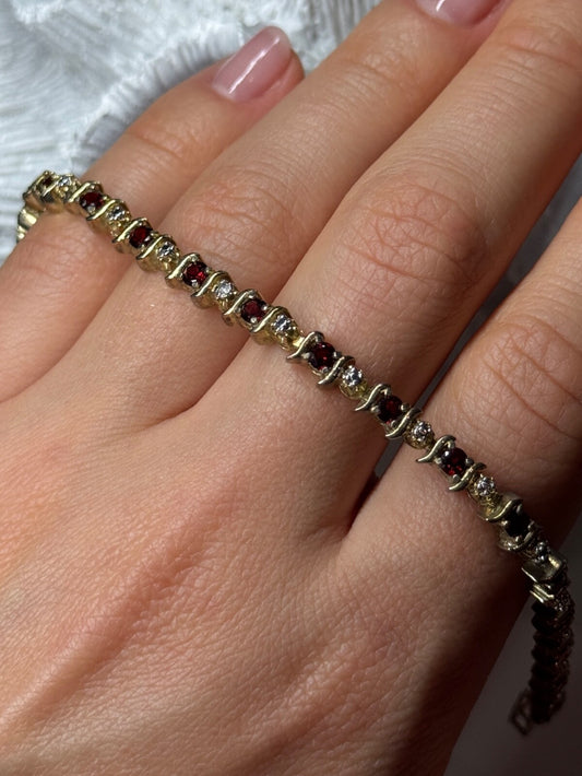 925 Sterling Silver Gold Plated Garnet Bracelet Length 7.5