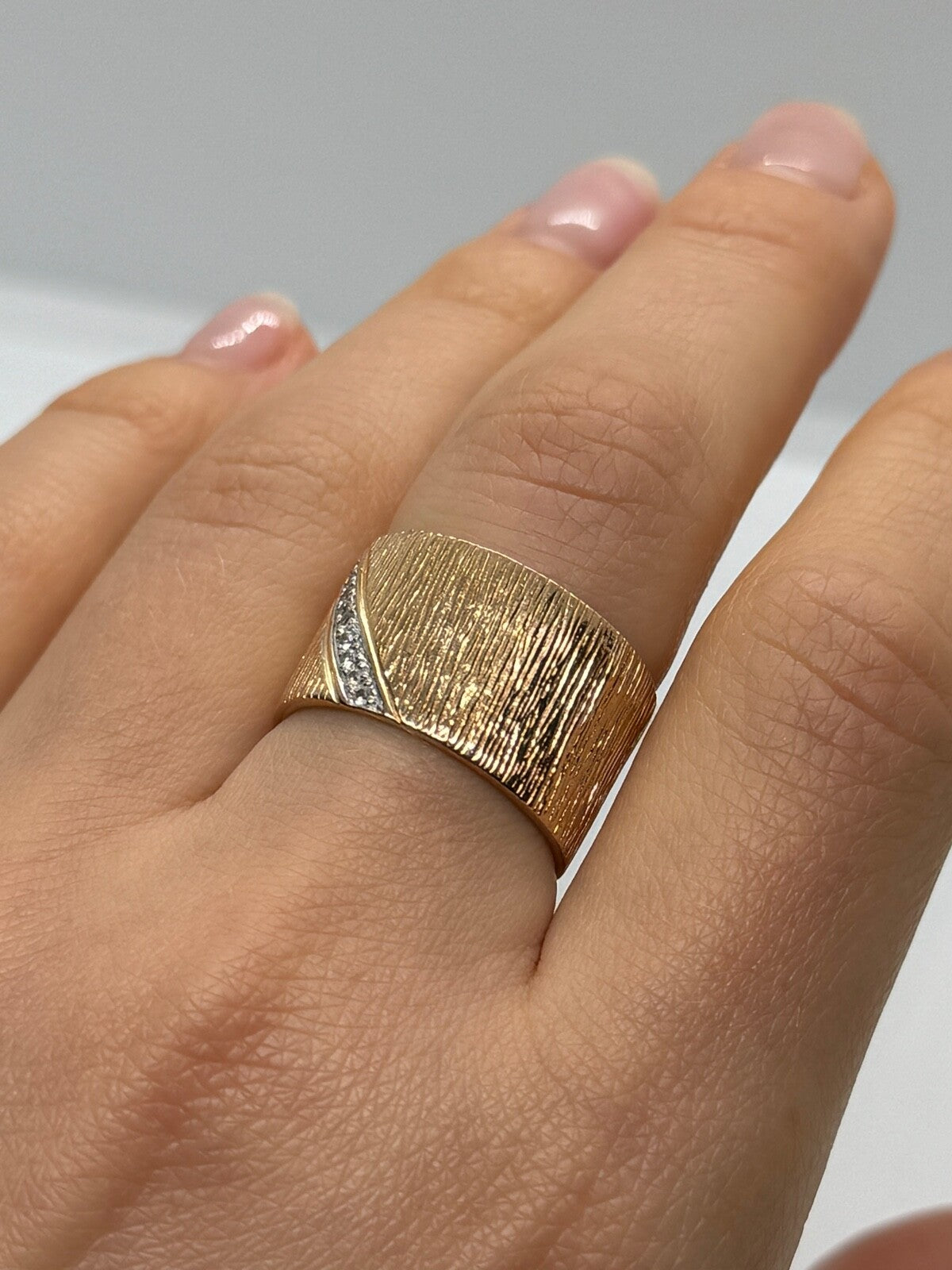 925 Sterling Silver Gold Plated CZ Ring Size 7