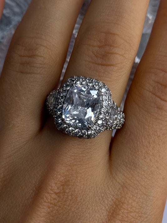 Beautiful Design 925 Sterling Silver Cz Ring Size 9