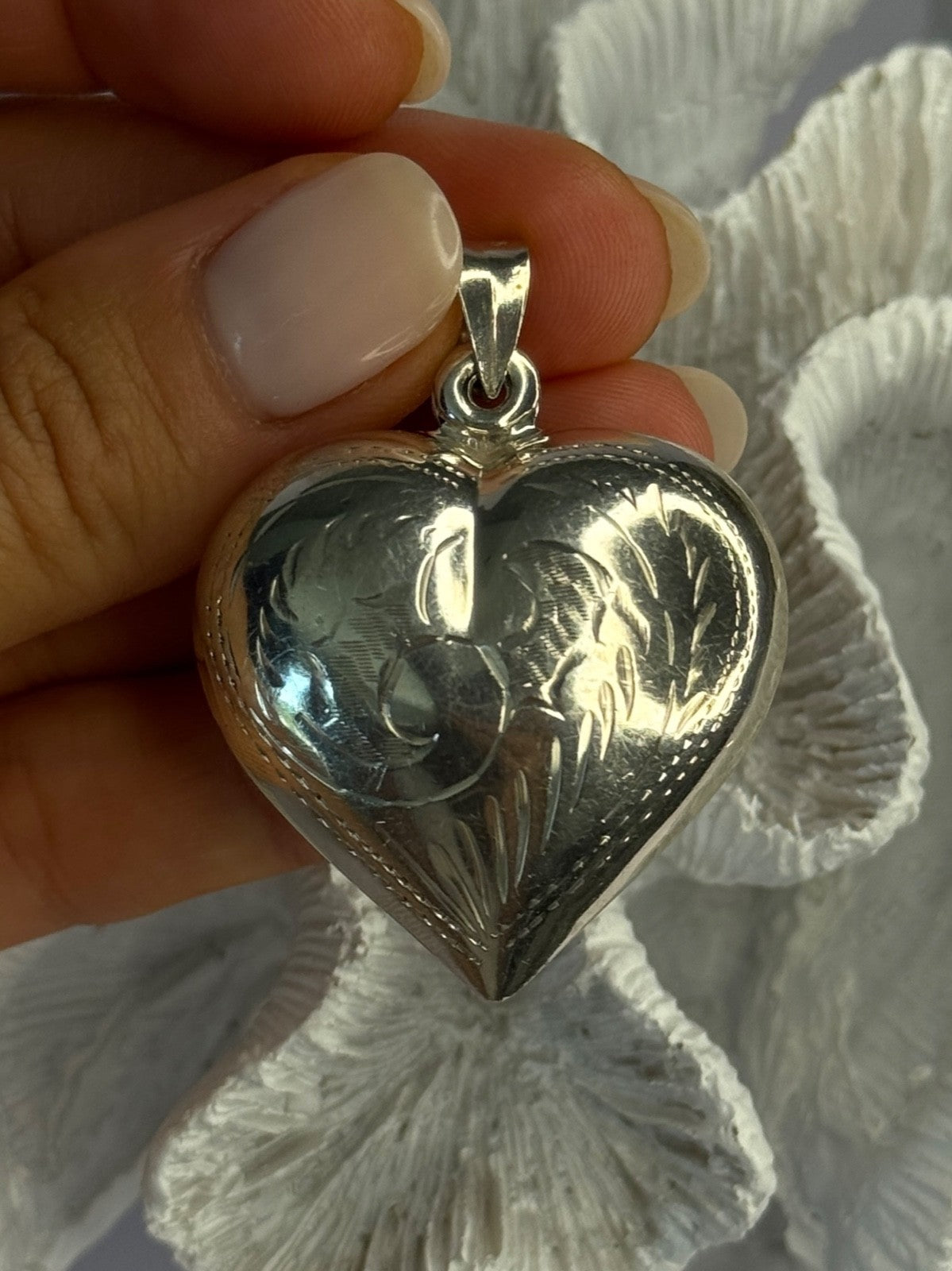 925 Sterling Silver Heart Locket Pendant Length 2 Inch