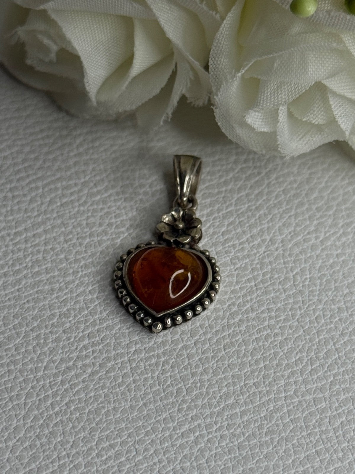 925 Sterling Silver Amber Heart & Flower Pendant Length 1.15 Inch
