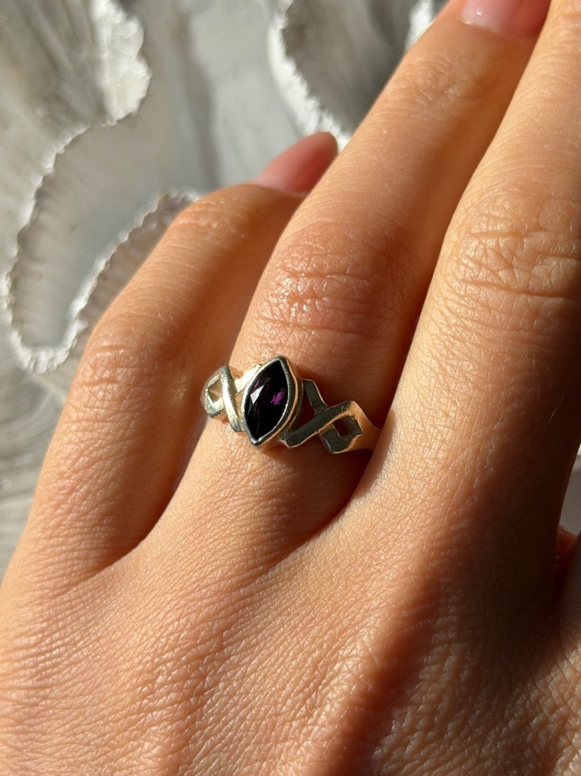 925 Sterling Silver Amethyst Ring Size 6.5
