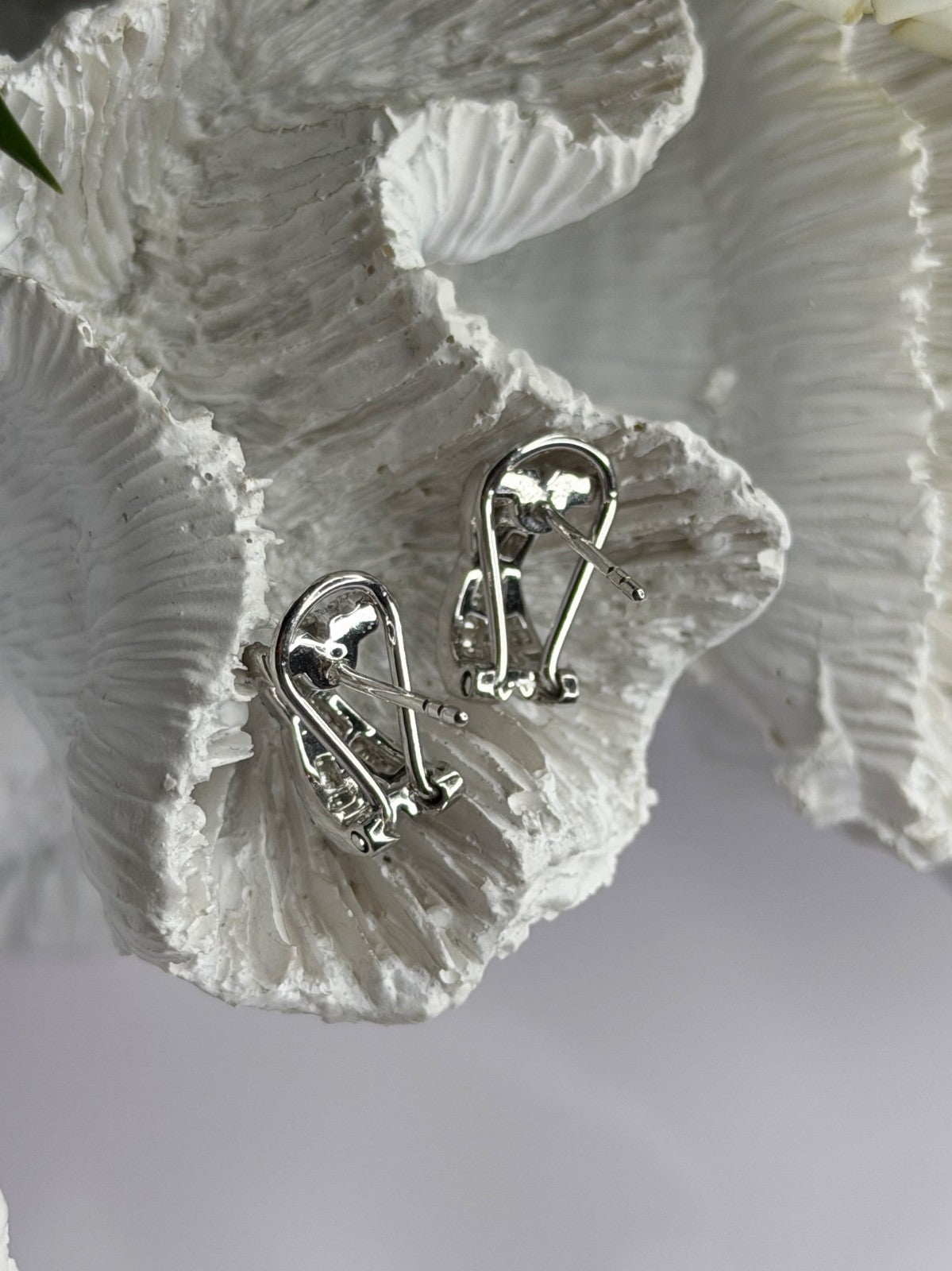 Beautiful 925 Sterling Silver White Topaz Earrings