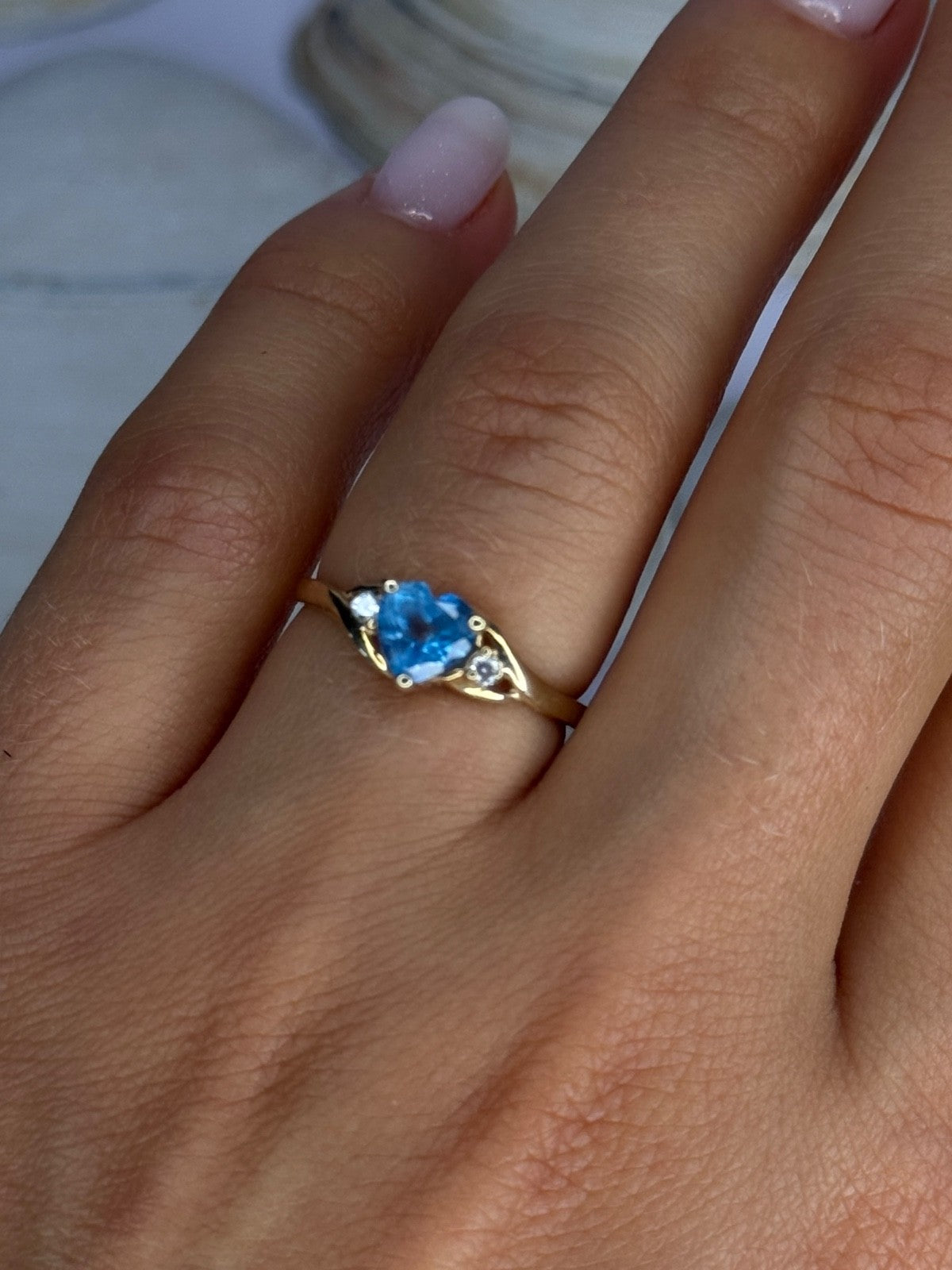 10K Yellow Gold Blue Topaz Heart & Diamonds Ring Size 7