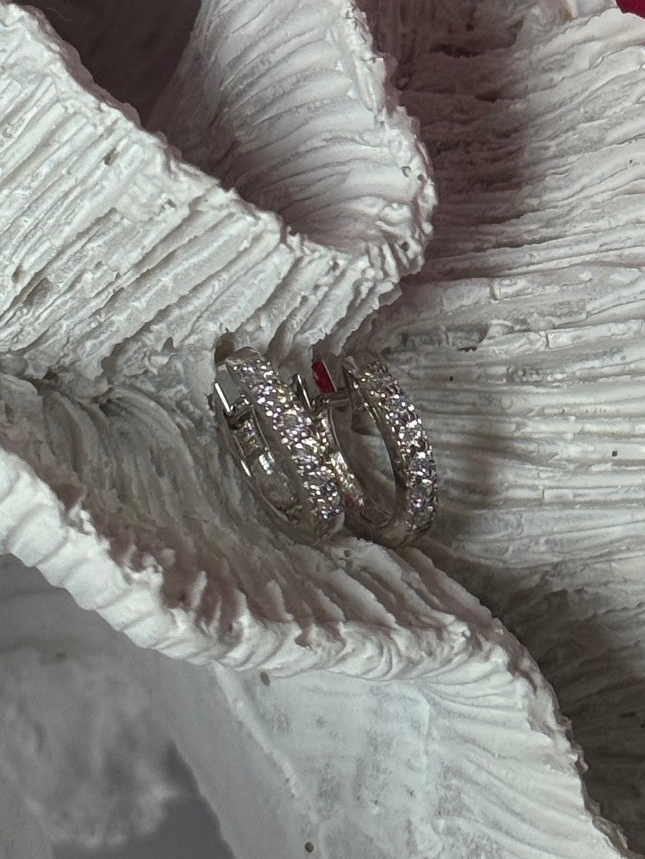 14K White Gold Diamonds 0.18 carats Earrings