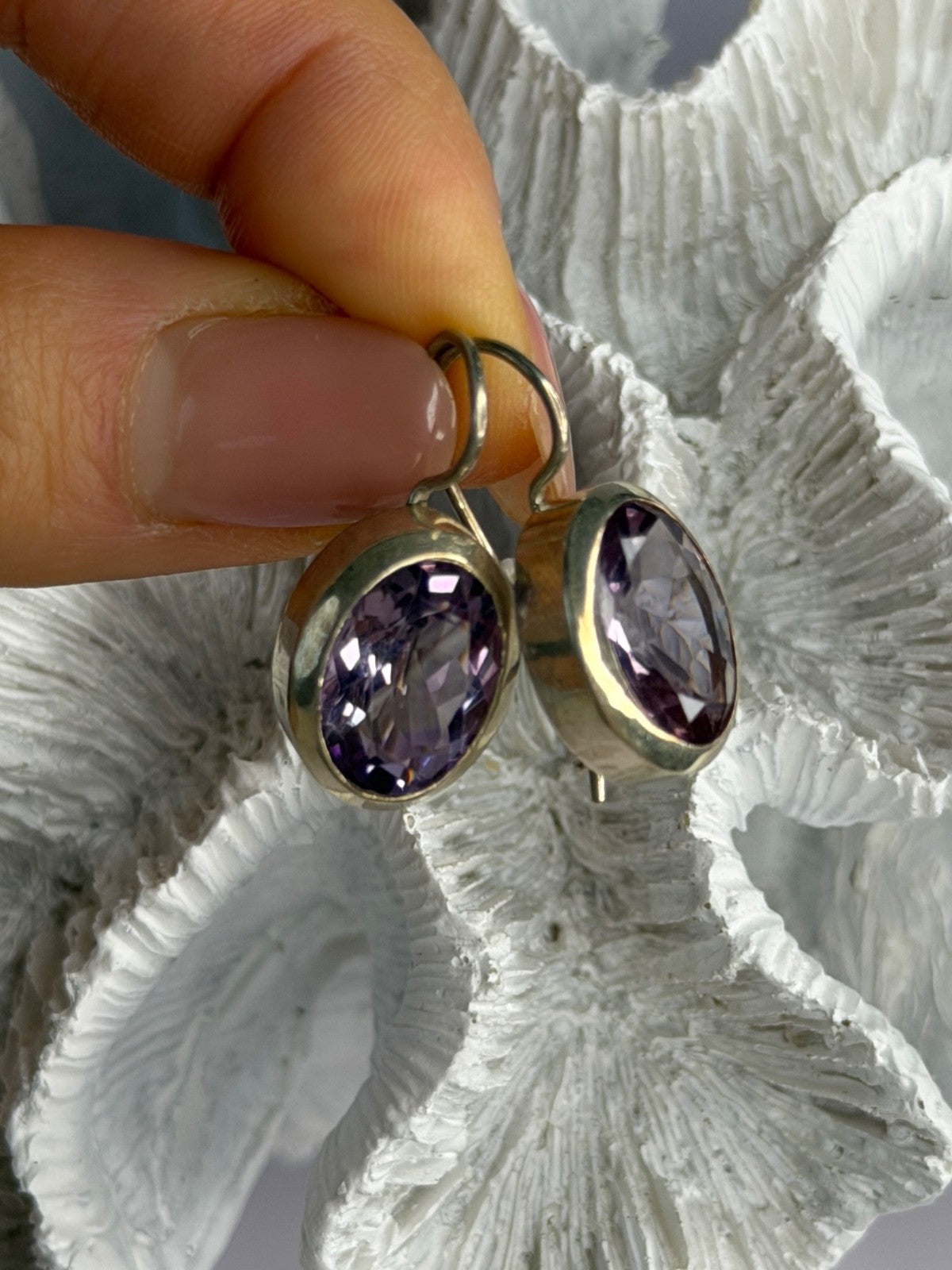 Beautiful Vintage 925 Sterling Silver Amethyst Earrings