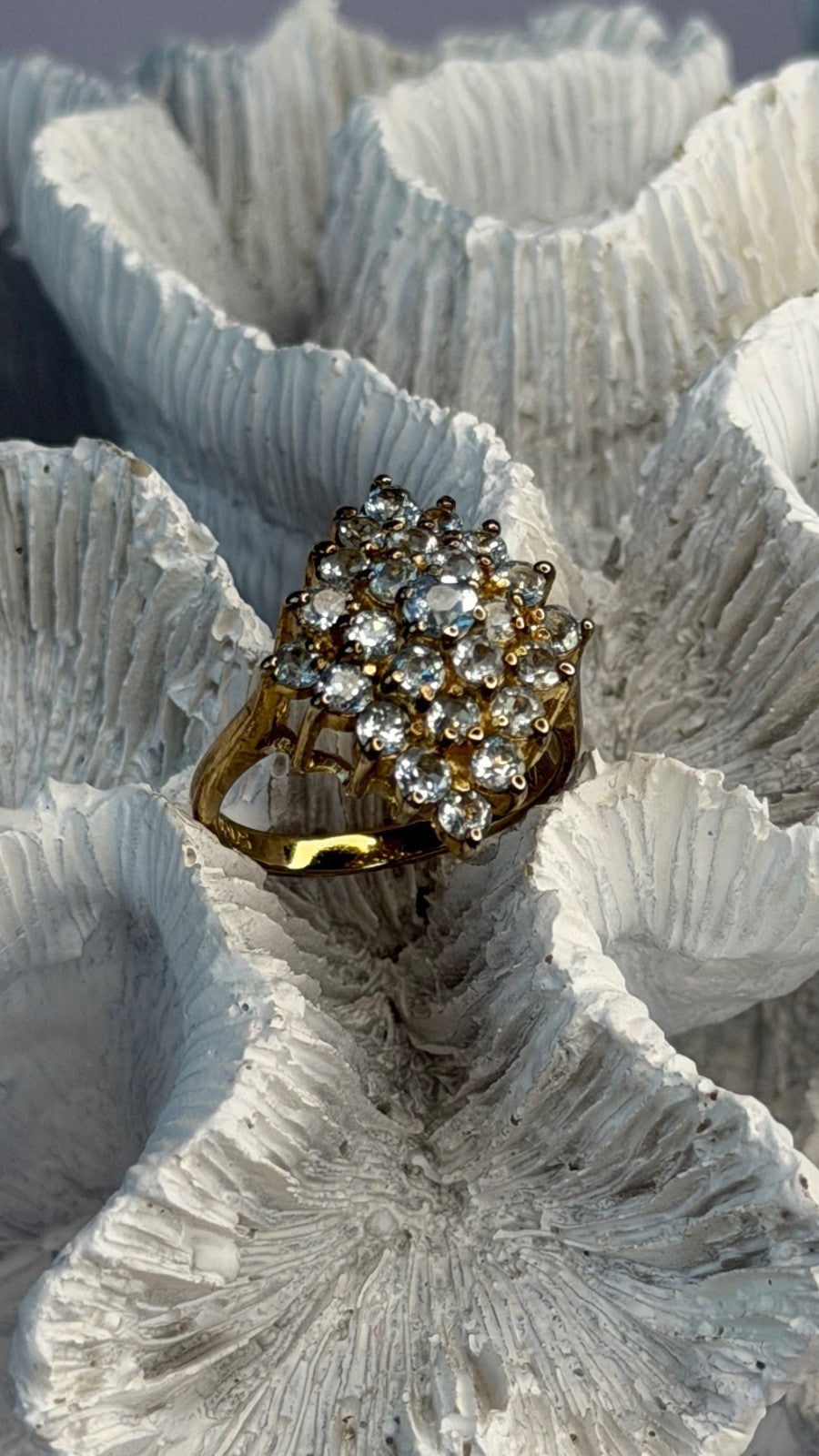 925 Sterling Silver Gold Plated Blue Topaz Ring Size 8