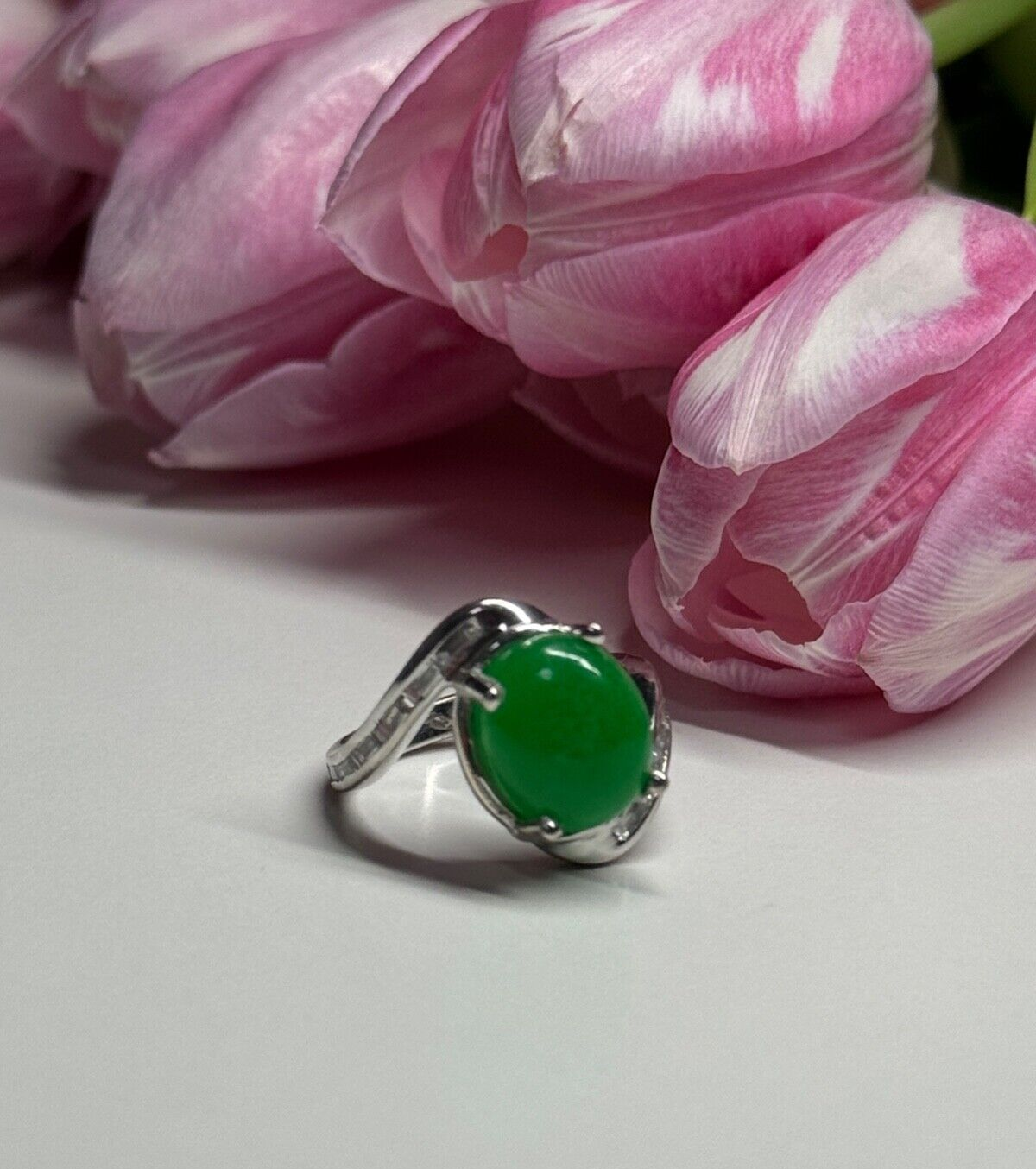 D'Joy 925 Sterling Silver Green Nephrite & White Beryl Ring Size 6.5