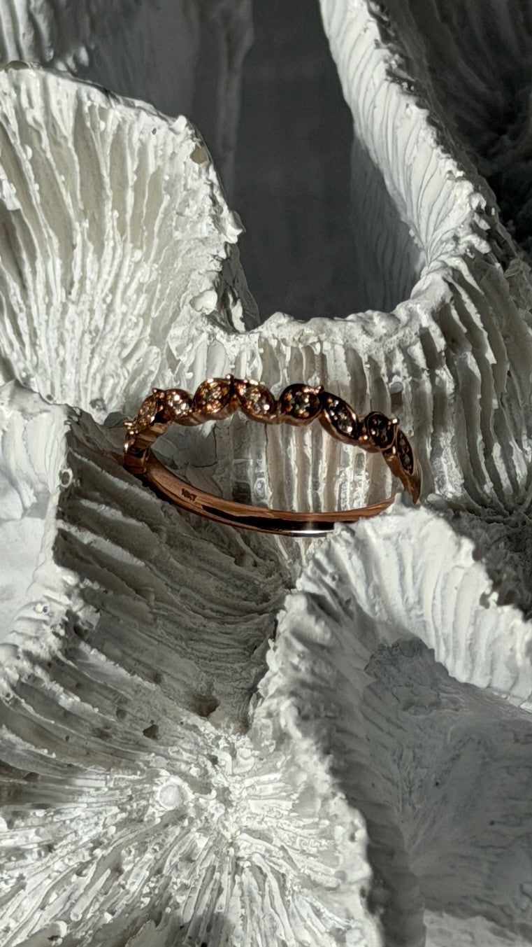 Classy Design 10K Rose Gold Diamond 0.12 ct Ring Size 6.5