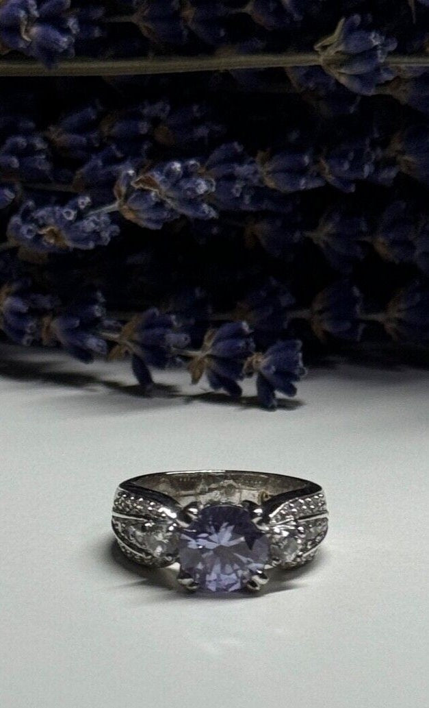 925 Sterling Silver CZ Ring Size 6
