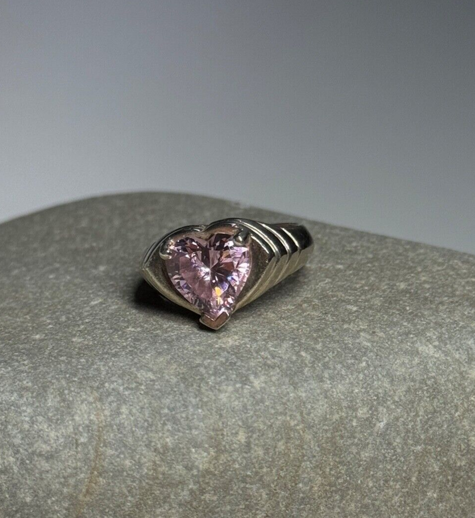 925 Sterling Silver CZ Heart Ring Size 6.5