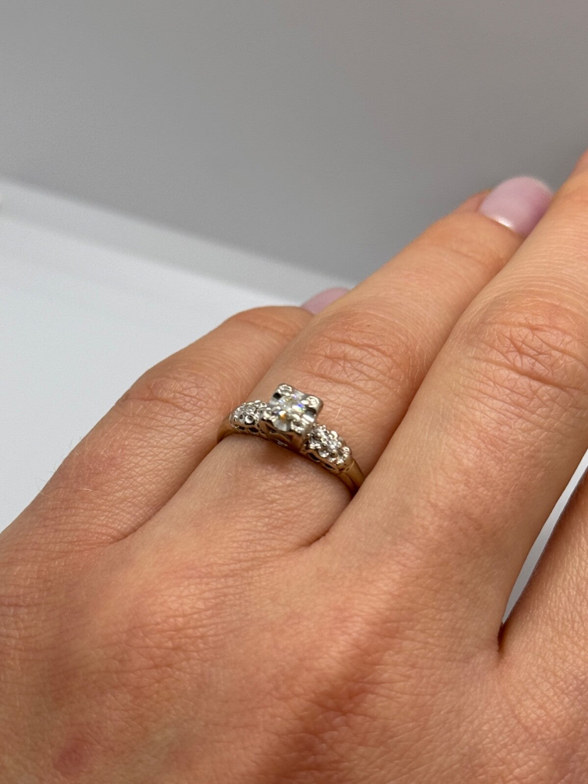 14K White Gold Diamonds Matched Perfection Ring Size 6