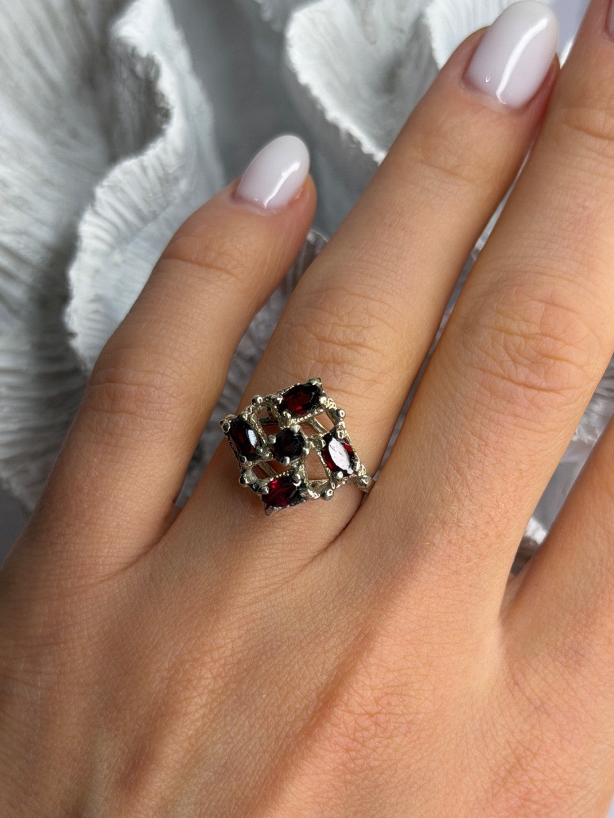 Vintage 925 Sterling Silver Garnet Ring Size 7