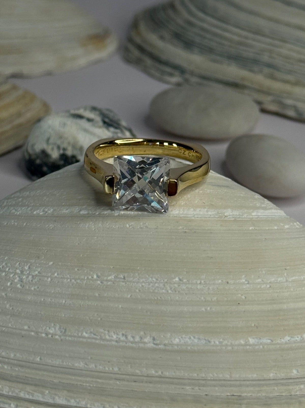 Classy Design 925 Sterling Silver Gold Plated Cz Ring Size 10