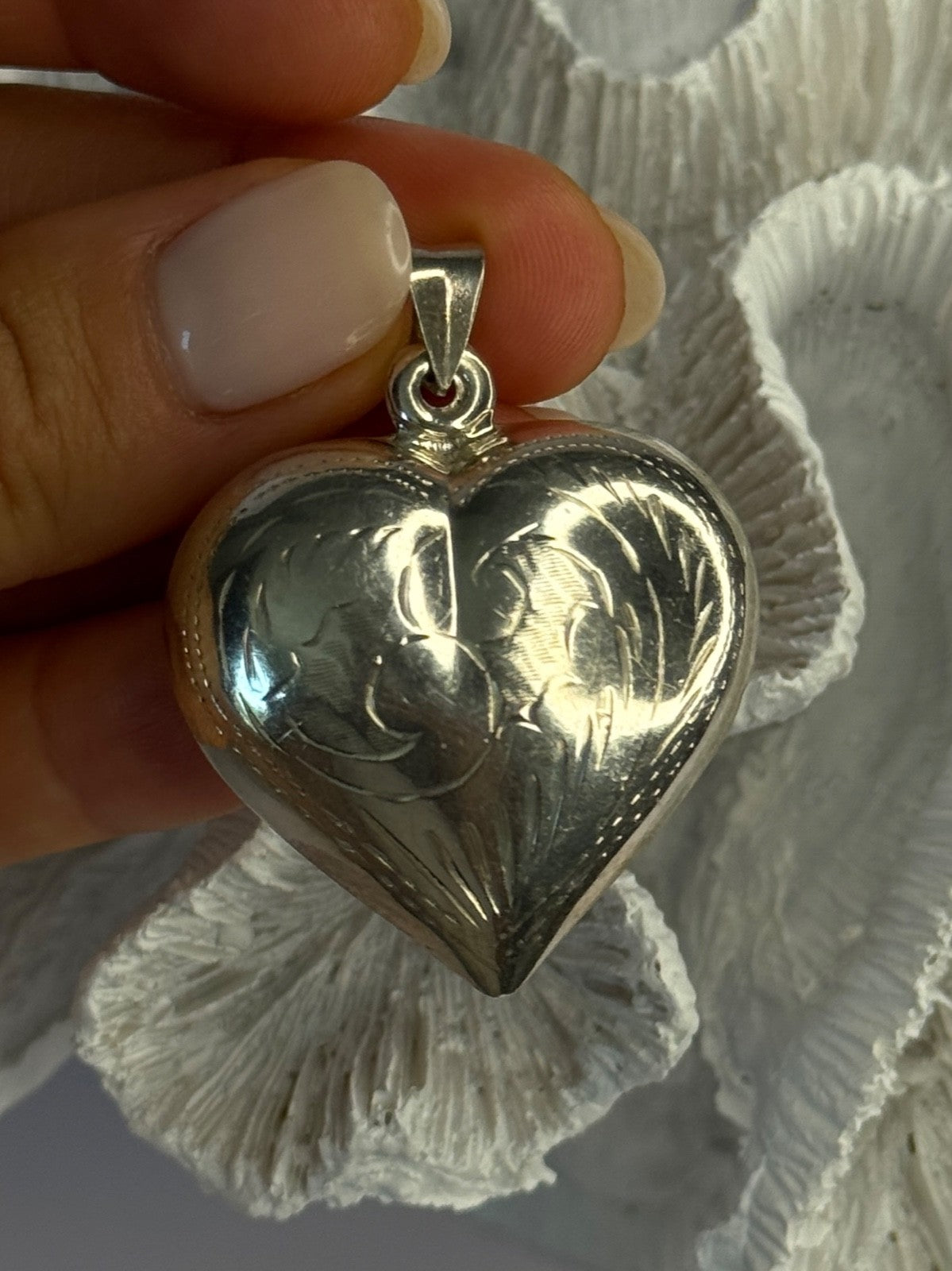 925 Sterling Silver Heart Locket Pendant Length 2 Inch