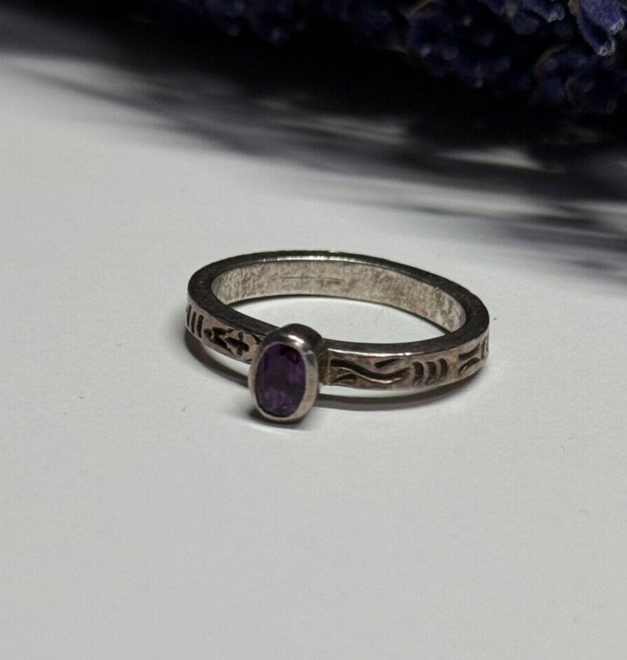 925 Sterling Silver Amethyst Ring Size 6