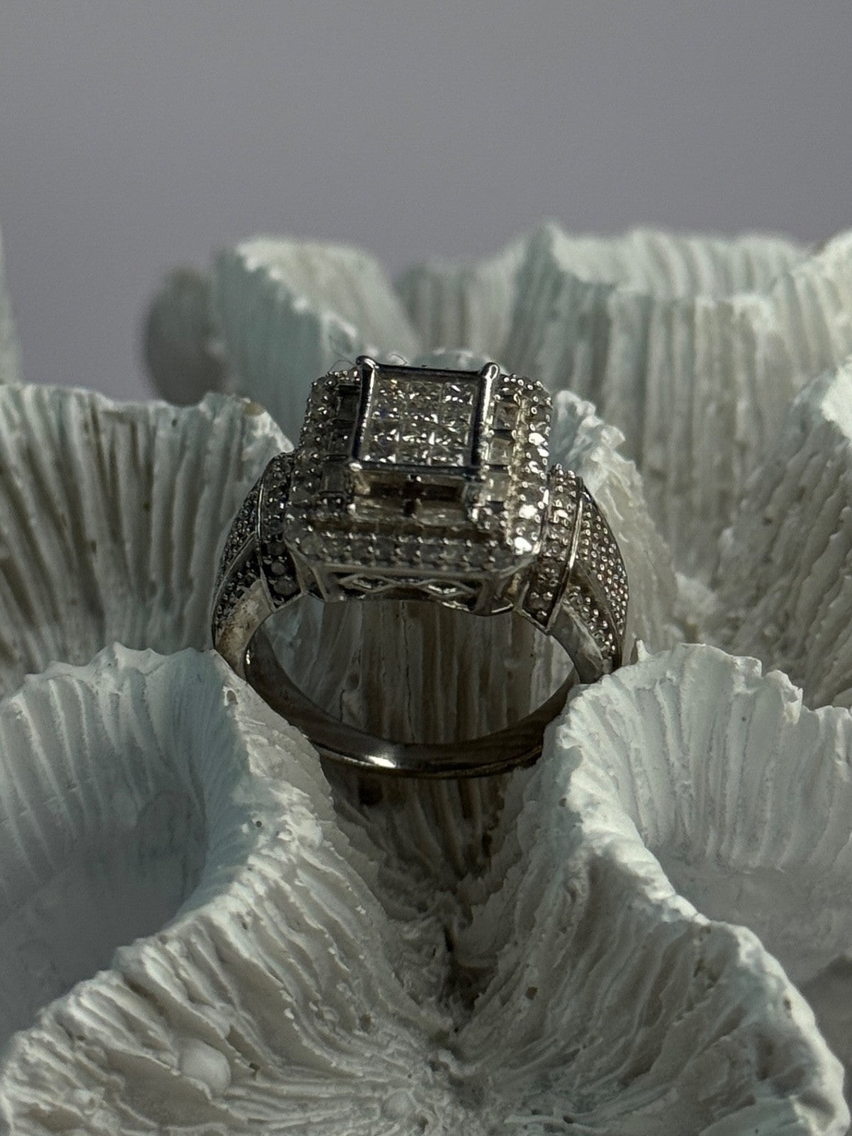 Elegant Design 925 Sterling Silver Beryl Ring Size 7