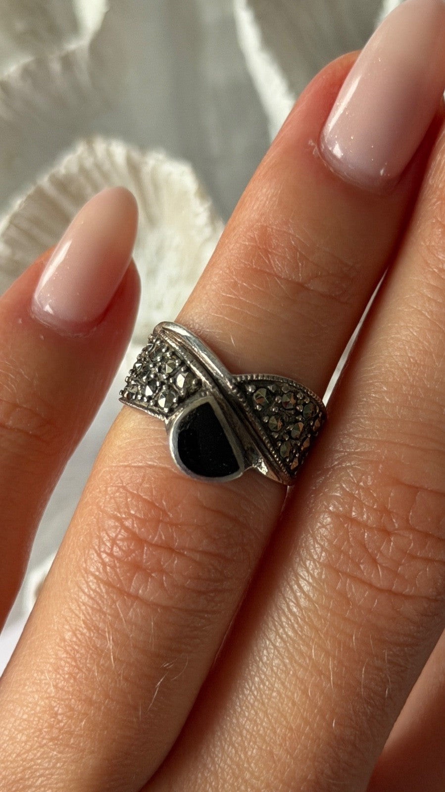 Vintage 925 Sterling Silver Onyx Marcasite Ring Size 5.5