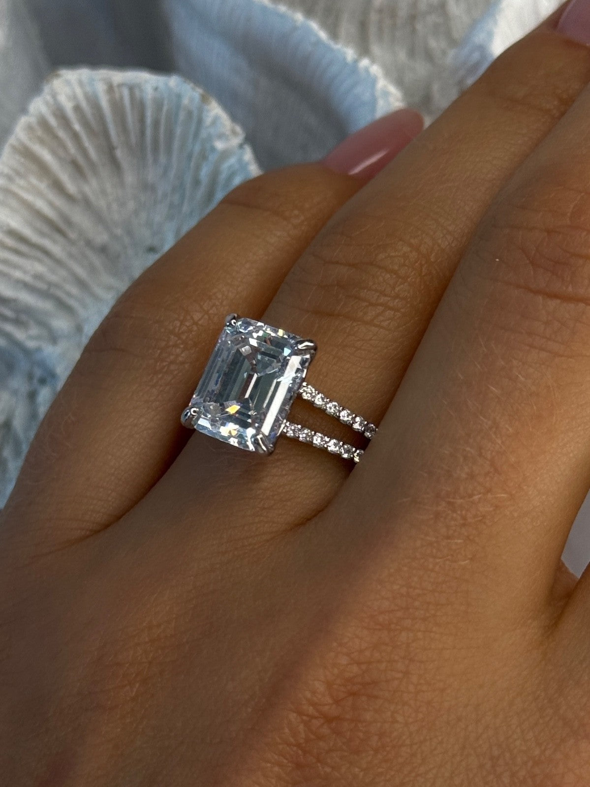 Beautiful 925 Sterling Silver Cz Ring Size 7