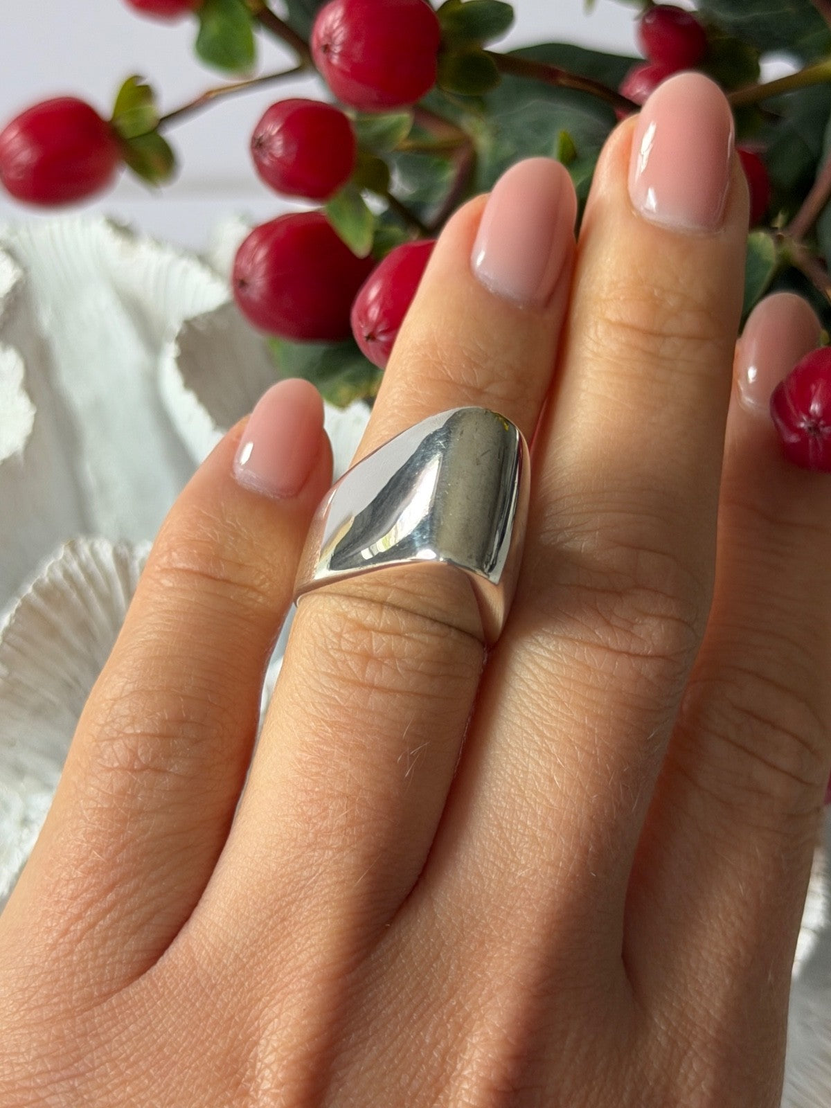 Fashion Design 925 Sterling Silver Ring Size 6