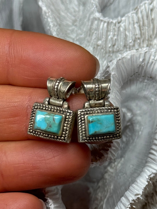 Vintage 925 Sterling Silver Turquoise Earrings Length 0.7 Inch