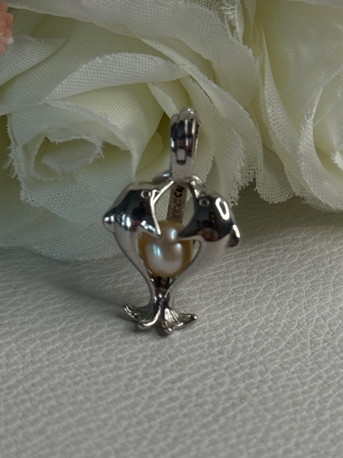 925 Sterling Silver Pearl Dolphins Pendant Length 1 Inch