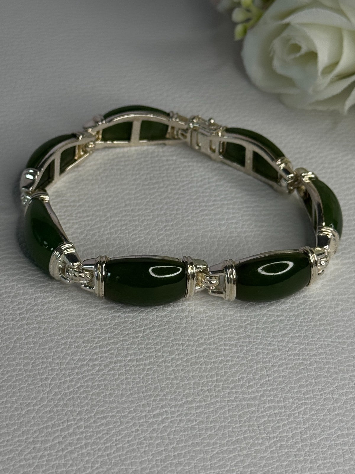 925 Sterling Silver Green Nephrite Bracelet Length 7.5
