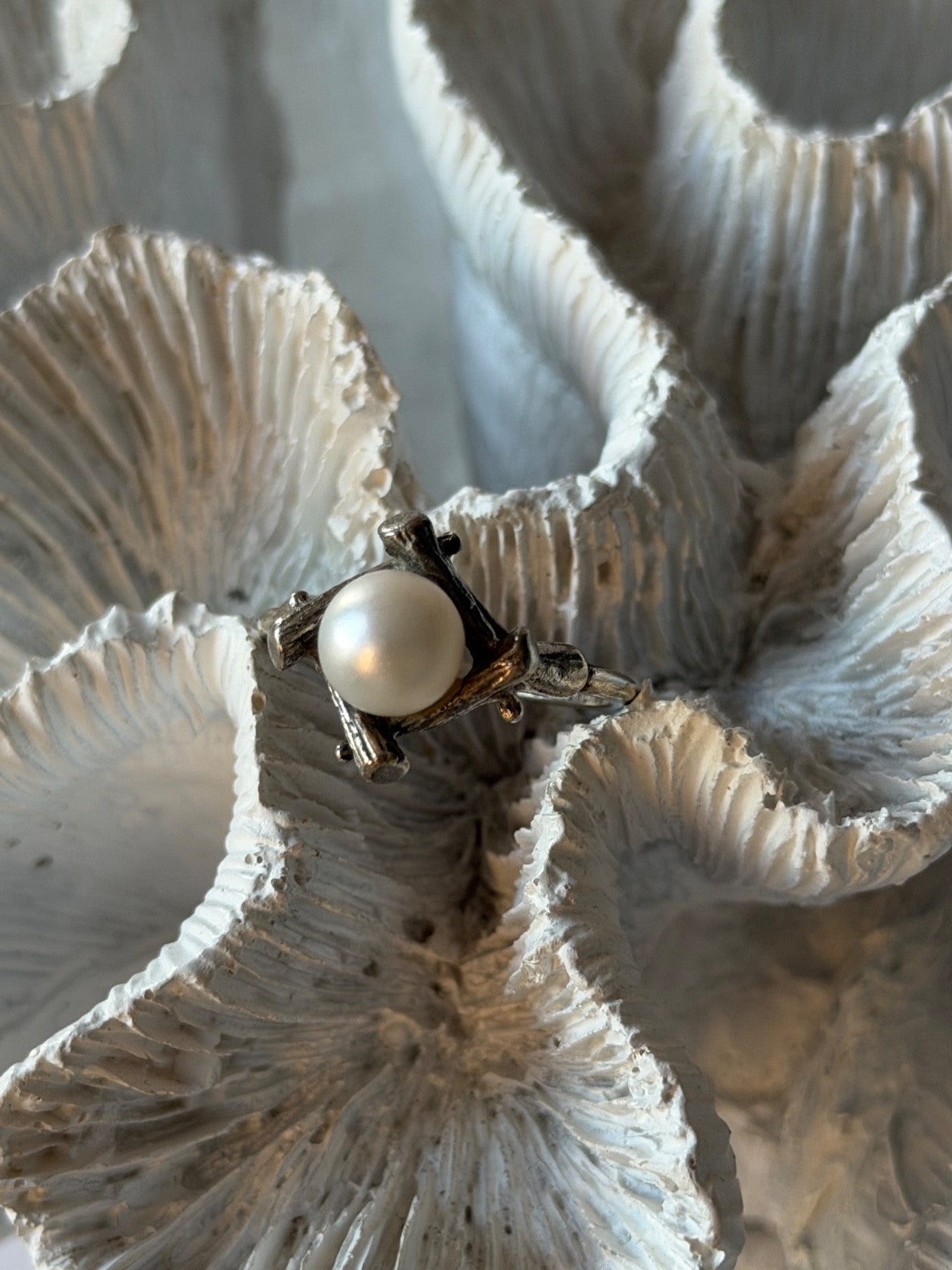 925 Sterling Silver Pearl Ring Size 9