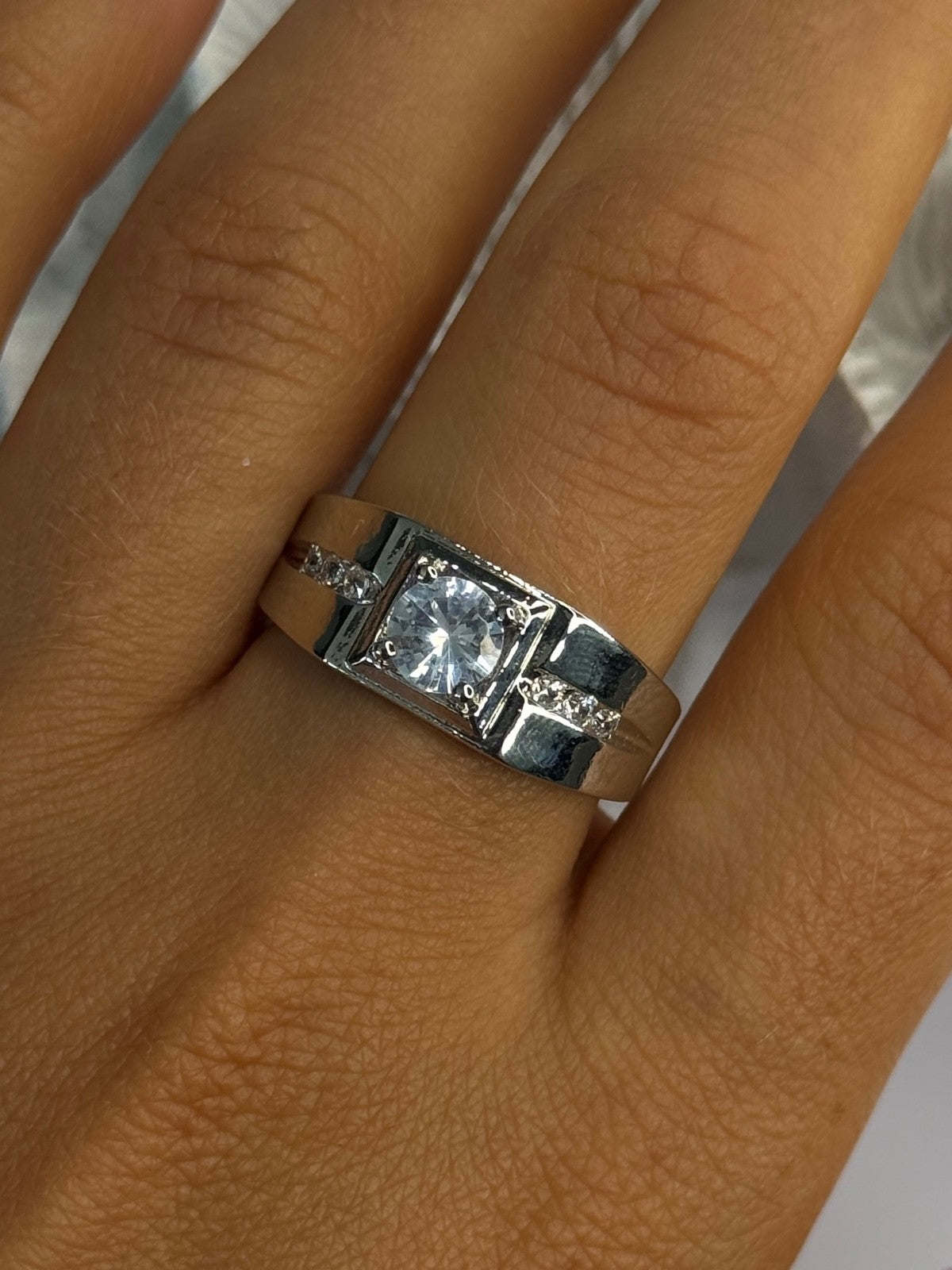 Mens 925 Sterling Silver CZ Ring Size 10