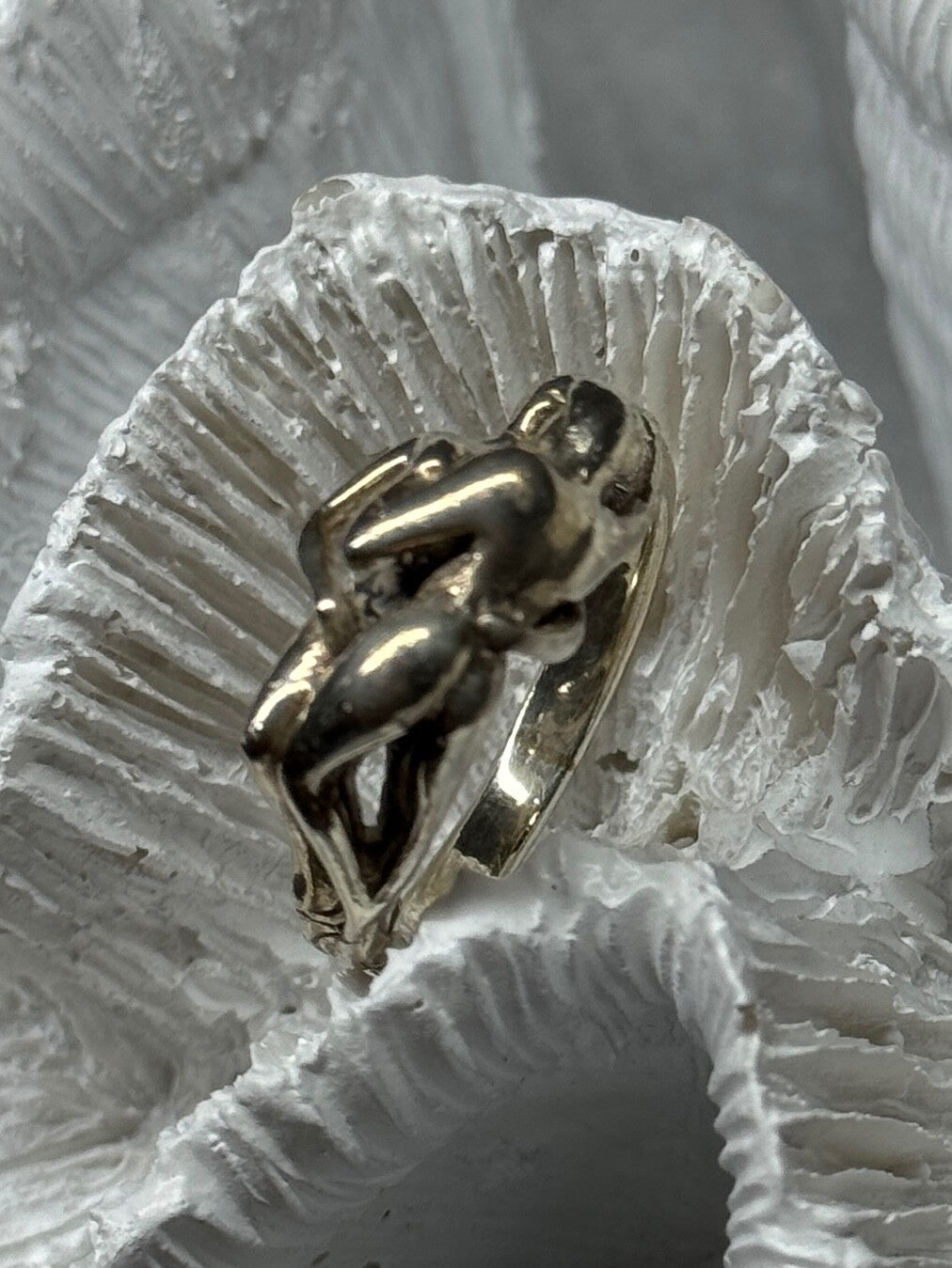 925 Sterling Silver Kamasutra Ring Size 8