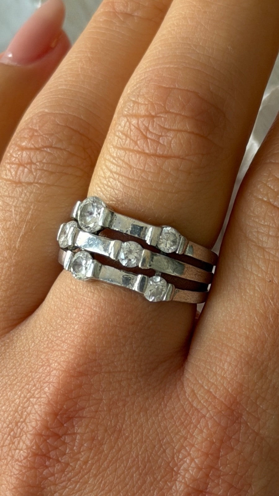 Elegant Design 925 Sterling Silver White Topaz Ring Size 8