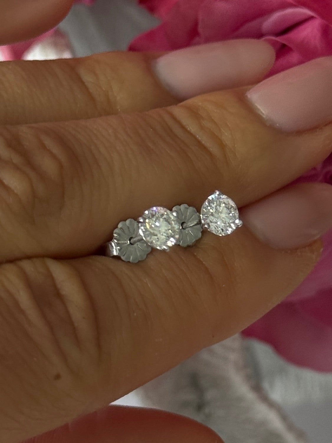 Elegant 14K White Gold 1 carat Diamond Earrings