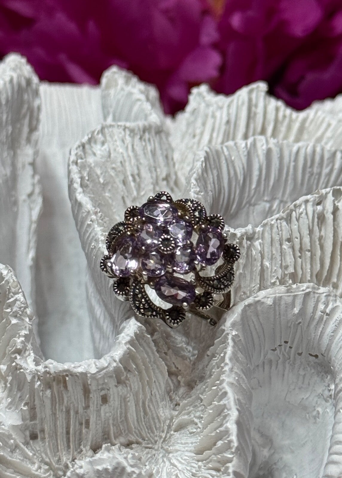 925 Sterling Silver Amethyst & Marcasite Ring Size 5