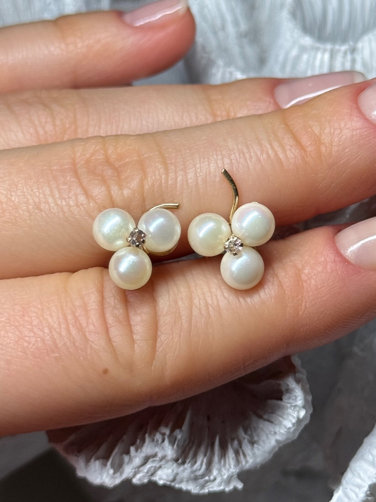 10K Yellow Gold Pearls & Diamonds Earrings Length 0.5 Inch
