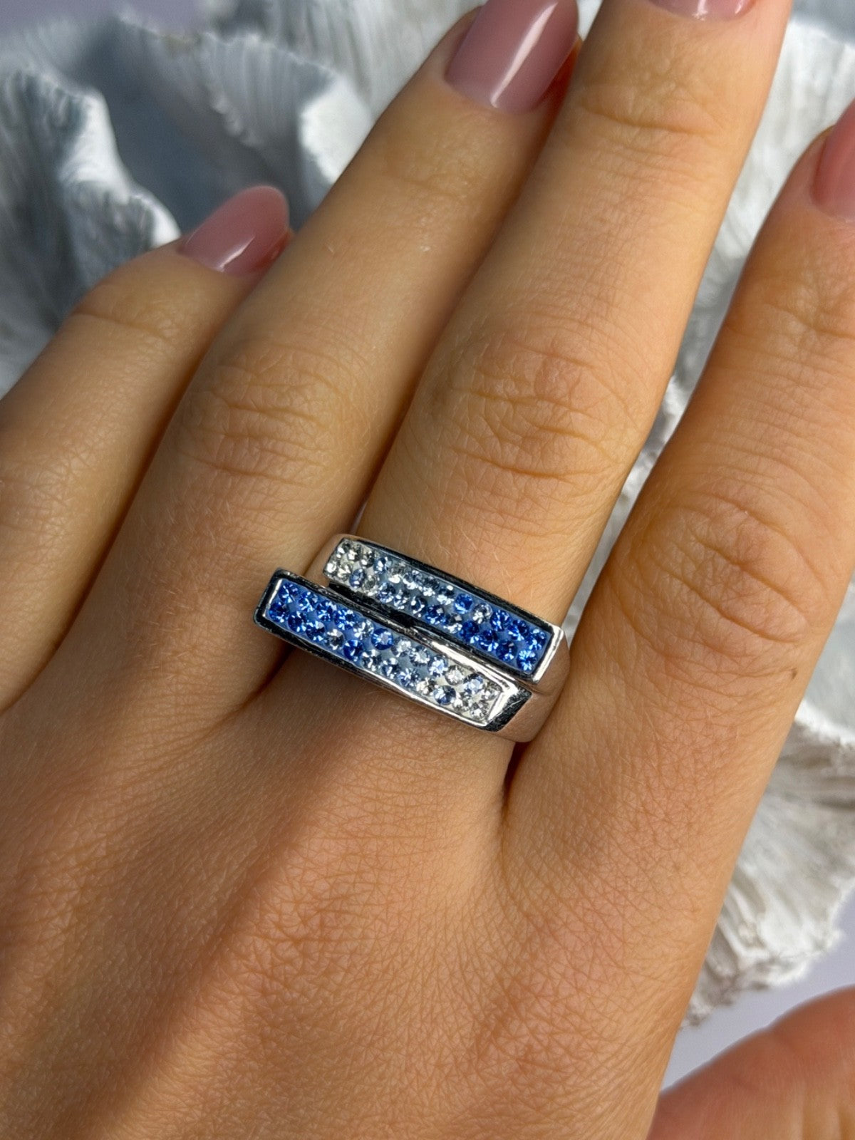 Beautiful 925 Sterling Silver Cz Ring Size 9