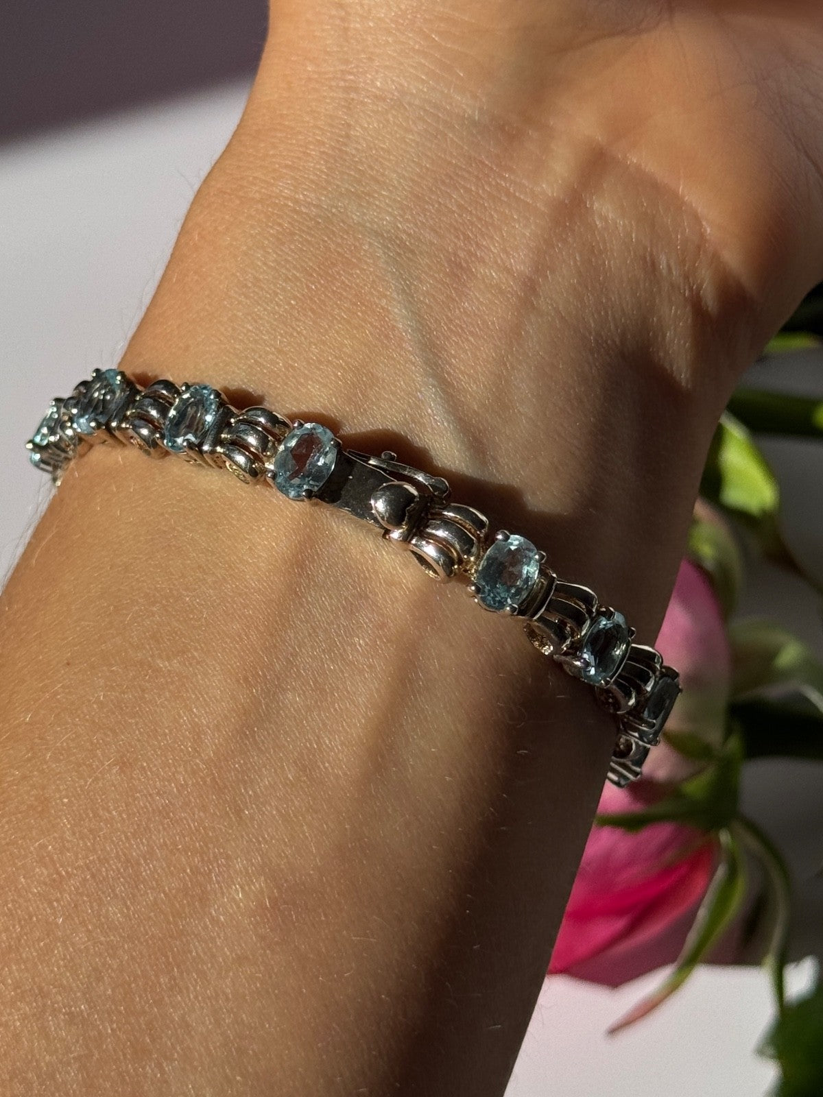 925 Sterling Silver Blue Topaz Bracelet 7.5 Inch